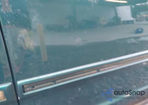 2000 Ford Expedition Xlt from USA, damaged, VIN 1FMRU1567YLA12988